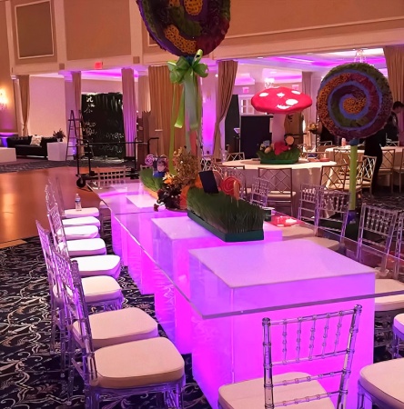 Светильник Куб 80 питание от сети 220В, RGB Светильник Куб 80 питание от сети 220В, RGB